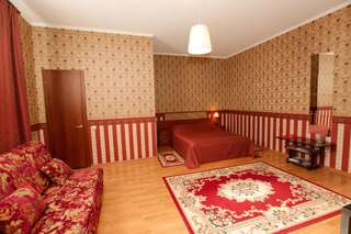 Гостиница Домашний Очаг Краснодар Улучшенный двухместный номер с 1 кроватью-5